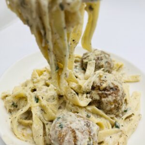 Tagliatelles Akwaba aux Boulettes de Poulet