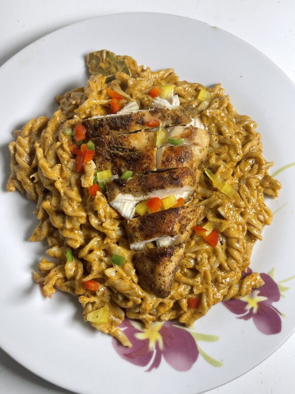 Fusilli Crémeux au Poulet Doré