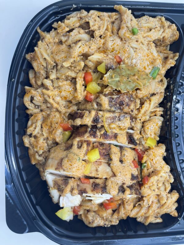 Fusilli Crémeux au Poulet Doré